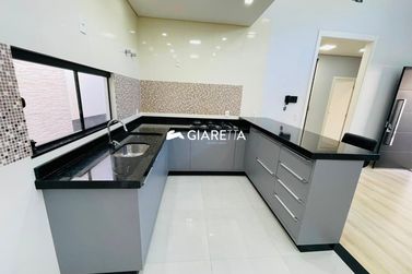 Casa para alugar - 117m&sup2; - JARDIM PANCERA