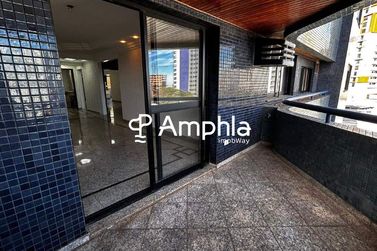 Apartamento &agrave; venda - 227m&sup2; - Centro