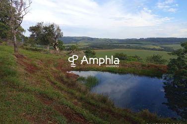 Ch&aacute;cara &agrave; venda - 121000m&sup2; - &Aacute;rea Rural