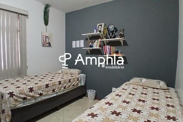 Sobrado &agrave; venda - 250m&sup2; - Recanto Tropical