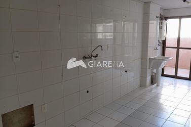 Apartamento &agrave; venda - 94m&sup2; - CENTRO
