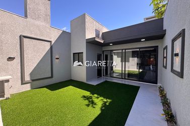 Casa &agrave; venda - 100m&sup2; - JARDIM PARIZOTTO