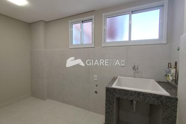 Apartamento para alugar - 153m&sup2; - CENTRO