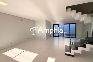 Sobrado &agrave; venda - 154m&sup2; - Recanto Tropical