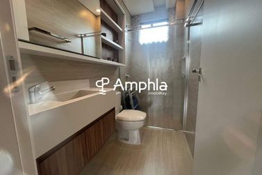 Apartamento &agrave; venda - 220m&sup2; - Centro