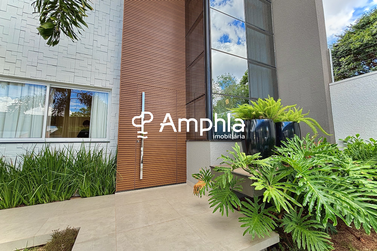 Sobrado &agrave; venda - 348m&sup2; - Maria Luiza