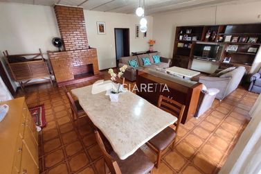 Casa &agrave; venda - 239m&sup2; - CENTRO