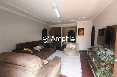 Sobrado &agrave; venda - 360m&sup2; - Country
