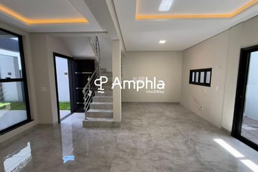 Sobrado &agrave; venda - 114m&sup2; - Vila Industrial