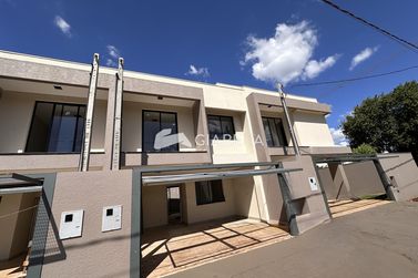 Sobrado &agrave; venda - 121m&sup2; - JARDIM PORTO ALEGRE