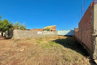 Terreno &agrave; venda - 250m&sup2; - JARDIM COOPAGRO