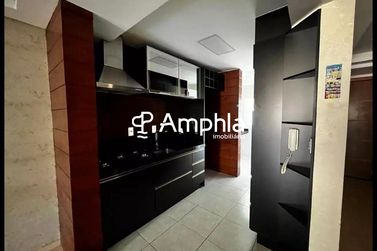 Apartamento &agrave; venda - 83m&sup2; - Centro