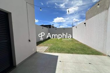 Sobrado &agrave; venda - 130m&sup2; - Recanto Tropical