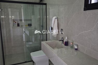 Casa &agrave; venda - 330m&sup2; - VILA INDUSTRIAL