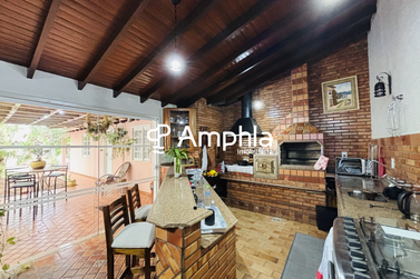 Casa &agrave; venda - 369m&sup2; - Centro