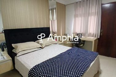 Sobrado &agrave; venda - 250m&sup2; - Recanto Tropical