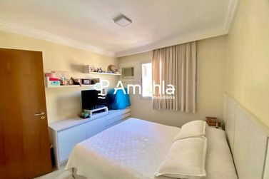 Apartamento &agrave; venda - 86m&sup2; - Centro