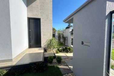 Sobrado &agrave; venda - 200m&sup2; - Maria Luiza