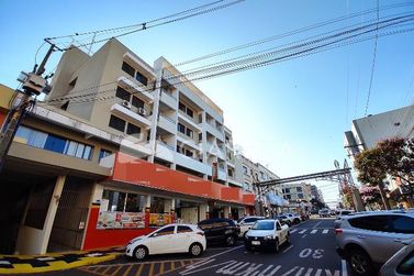 Apartamento &agrave; venda - 60m&sup2; - CENTRO