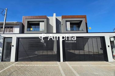Sobrado &agrave; venda - 231m&sup2; - Maria Luiza