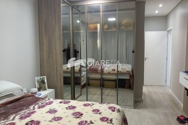 Sobrado &agrave; venda - 168m&sup2; - JARDIM GISELA