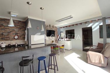 Sobrado &agrave; venda - 135m&sup2; - CENTRO