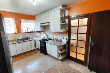 Sobrado &agrave; venda - 286m&sup2; - JARDIM LA SALLE