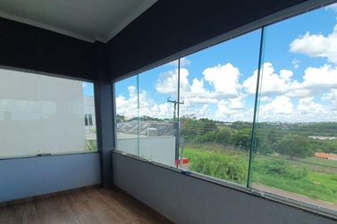 Sobrado &agrave; venda - 240m&sup2; - JARDIM PARIZOTTO