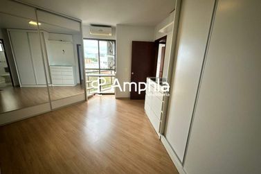 Apartamento &agrave; venda - 113m&sup2; - Centro
