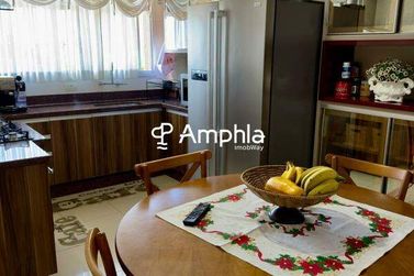 Apartamento &agrave; venda - 139m&sup2; - Centro