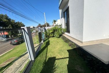 Sobrado &agrave; venda - 200m&sup2; - Maria Luiza