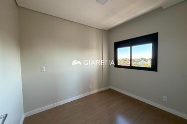Apartamento &agrave; venda - 87m&sup2; - CENTRO