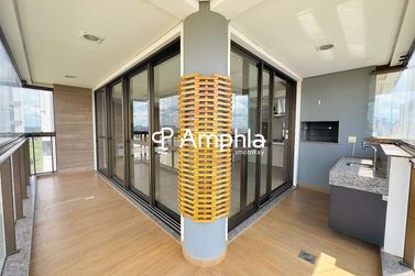 Apartamento &agrave; venda - 167m&sup2; - Centro