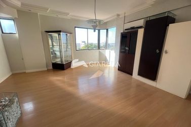 Apartamento &agrave; venda - 234m&sup2; - CENTRO
