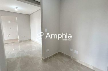 Apartamento &agrave; venda - 60m&sup2; - Centro