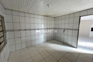 Casa para alugar - 80m&sup2; - JARDIM COOPAGRO