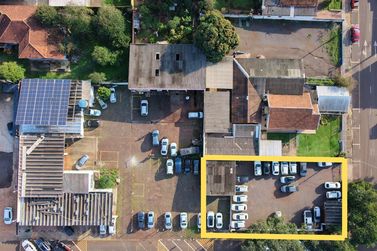 Terreno &agrave; venda - 800m&sup2; - CENTRO