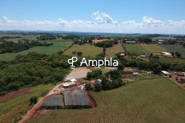 Ch&aacute;cara &agrave; venda - 70180m&sup2; - Centro