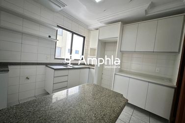 Apartamento &agrave; venda - 113m&sup2; - Centro