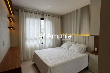 Apartamento &agrave; venda - 74m&sup2; - Centro