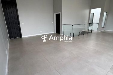 Casa &agrave; venda - 468m&sup2; - Regi&atilde;o do Lago