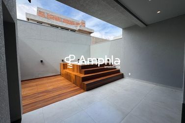 Sobrado &agrave; venda - 180m&sup2; - Recanto Tropical