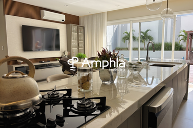 Sobrado &agrave; venda - 348m&sup2; - Maria Luiza