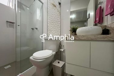 Apartamento &agrave; venda - 144m&sup2; - Meia Praia