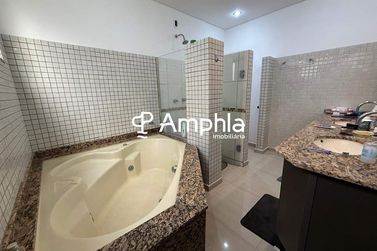 Sobrado &agrave; venda - 122m&sup2; - Regi&atilde;o do Lago