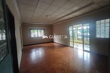 Casa para alugar - 212m&sup2; - CENTRO