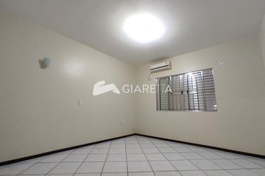 Apartamento para alugar - 190m&sup2; - JARDIM GISELA