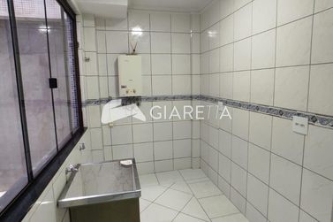 Apartamento para alugar - 90m&sup2; - CENTRO