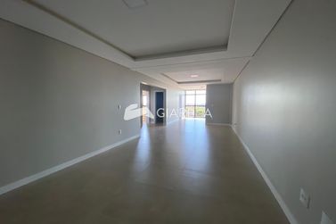 Apartamento para alugar - 130m&sup2; - CENTRO