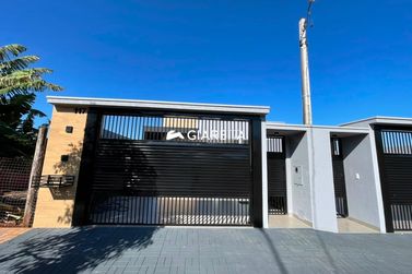 Casa &agrave; venda - 85m&sup2; - JARDIM PARIZOTTO